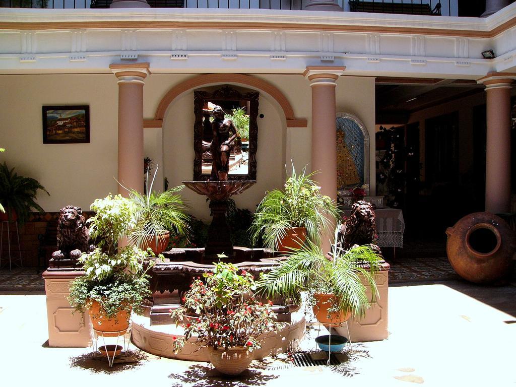 Hotel Independencia Sucre Habitación foto