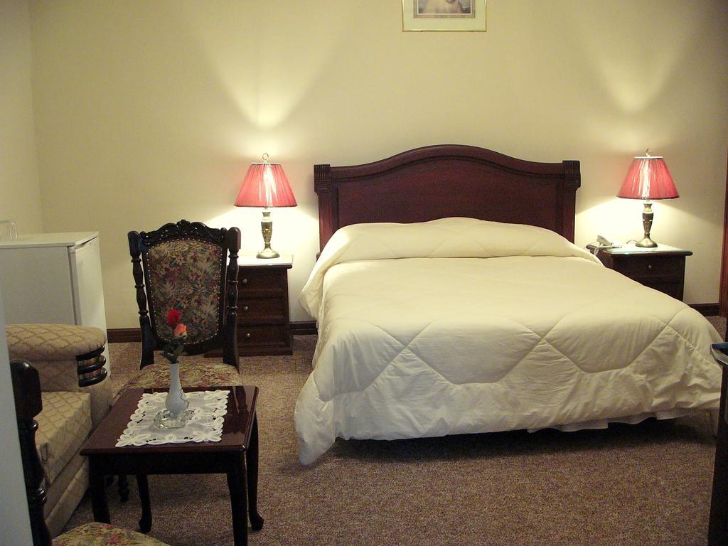 Hotel Independencia Sucre Habitación foto
